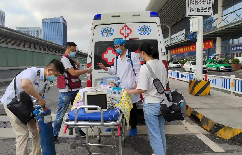 乌鲁木齐救护车出租公司